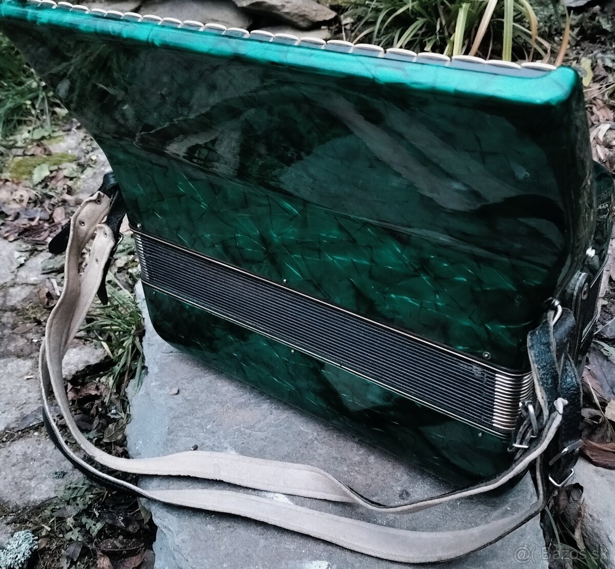 Harmonika Akordeon Lignatone Melodia III - 2