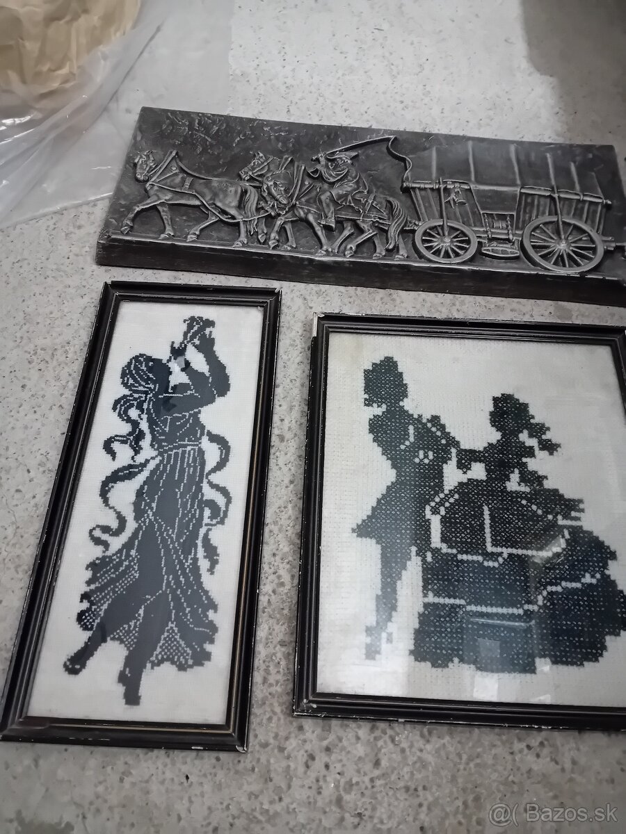 Obraz drevený, vyšívaný - 2