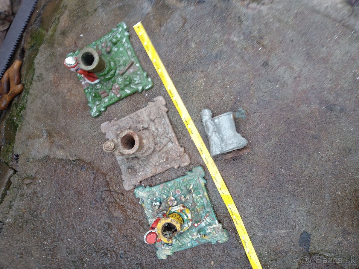 Liatinový držiak na vianočný stromček - 2