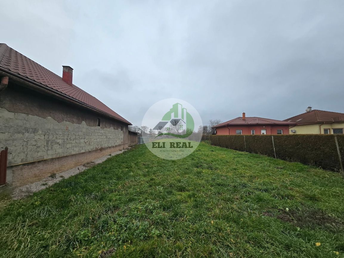 Na predaj priestranný pozemok pre rodinný dom, Veľká Ida, KE - 2