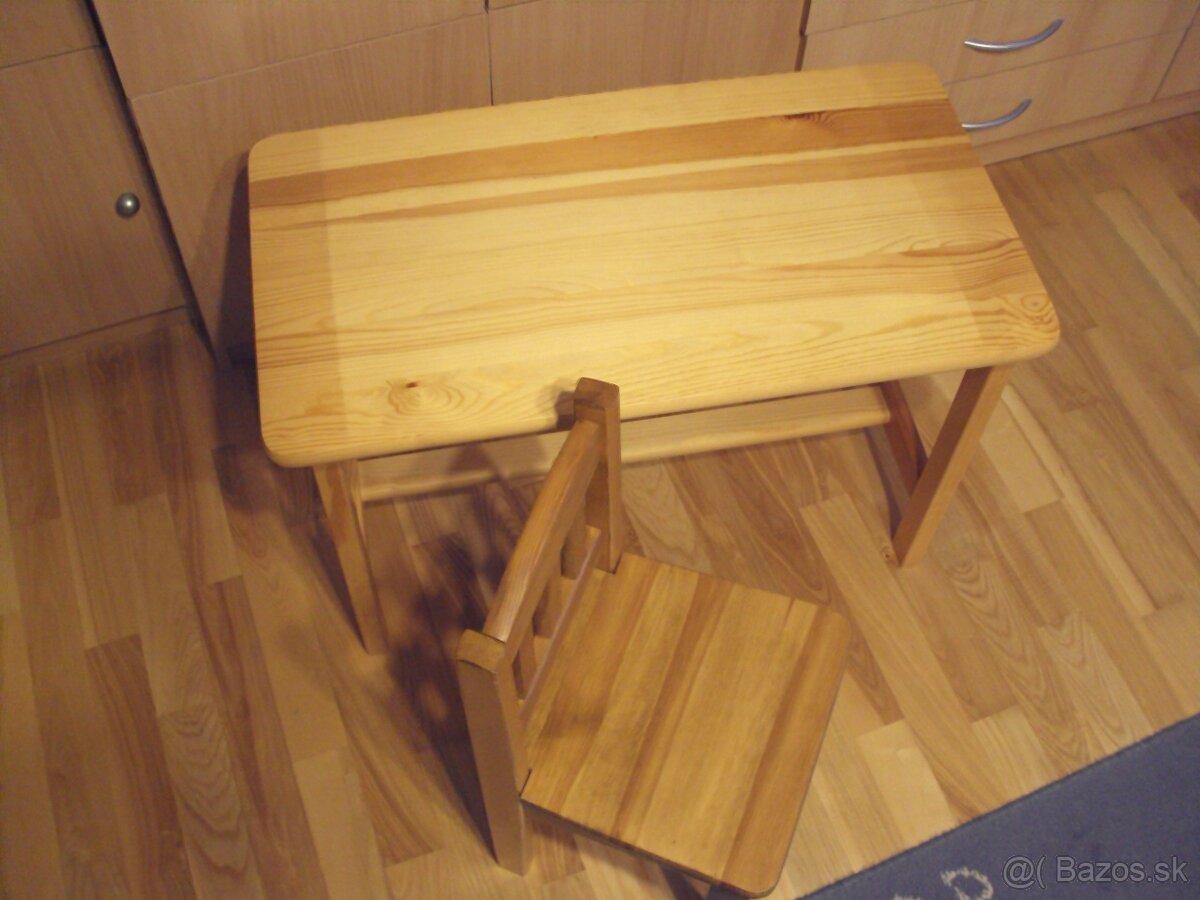 Detský stolík - 2