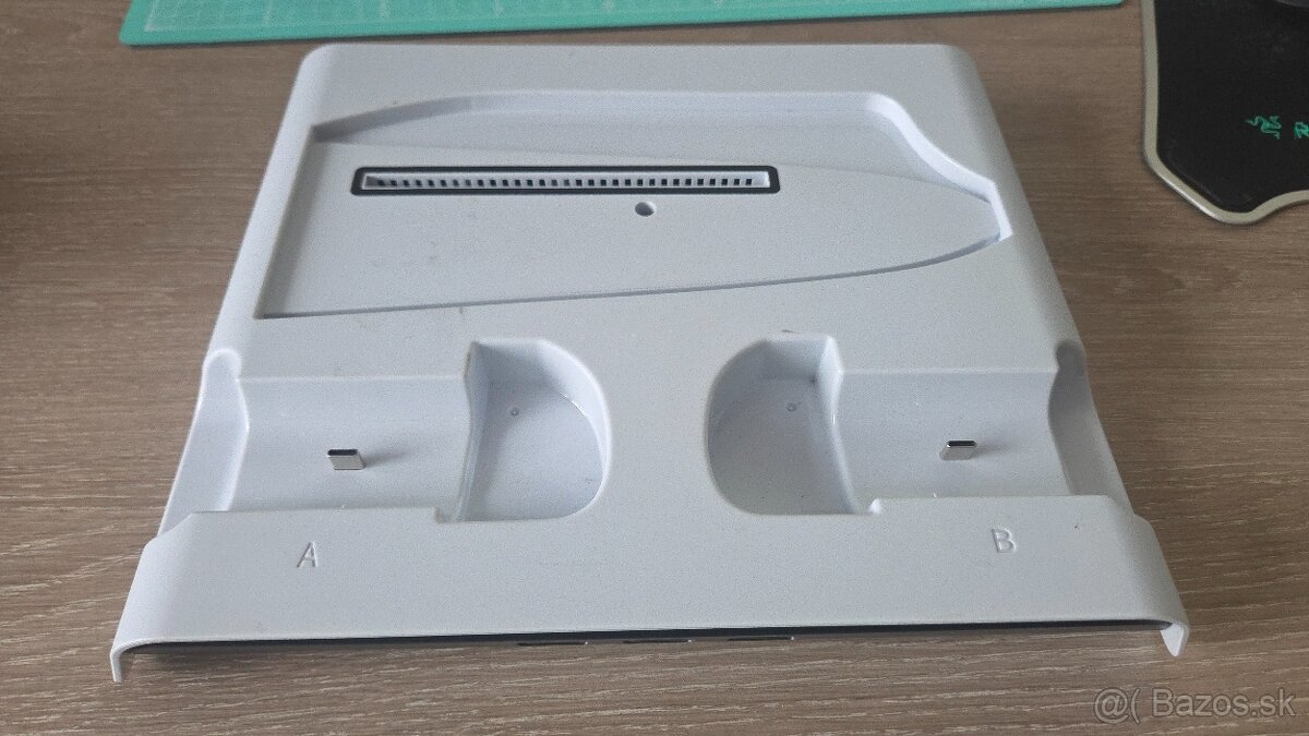 Dokovacia stanica pre PS5 Slim a 2x ovladac - 2