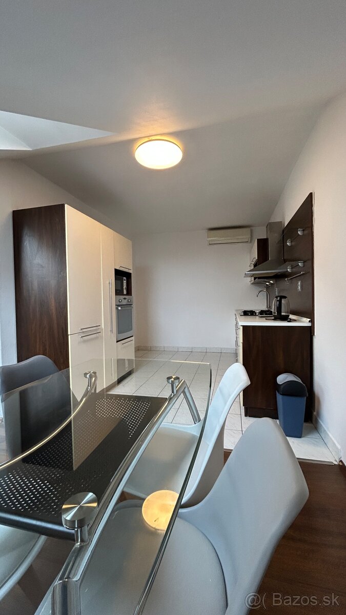Prenájom 2i byt v centre Trnavy - 2