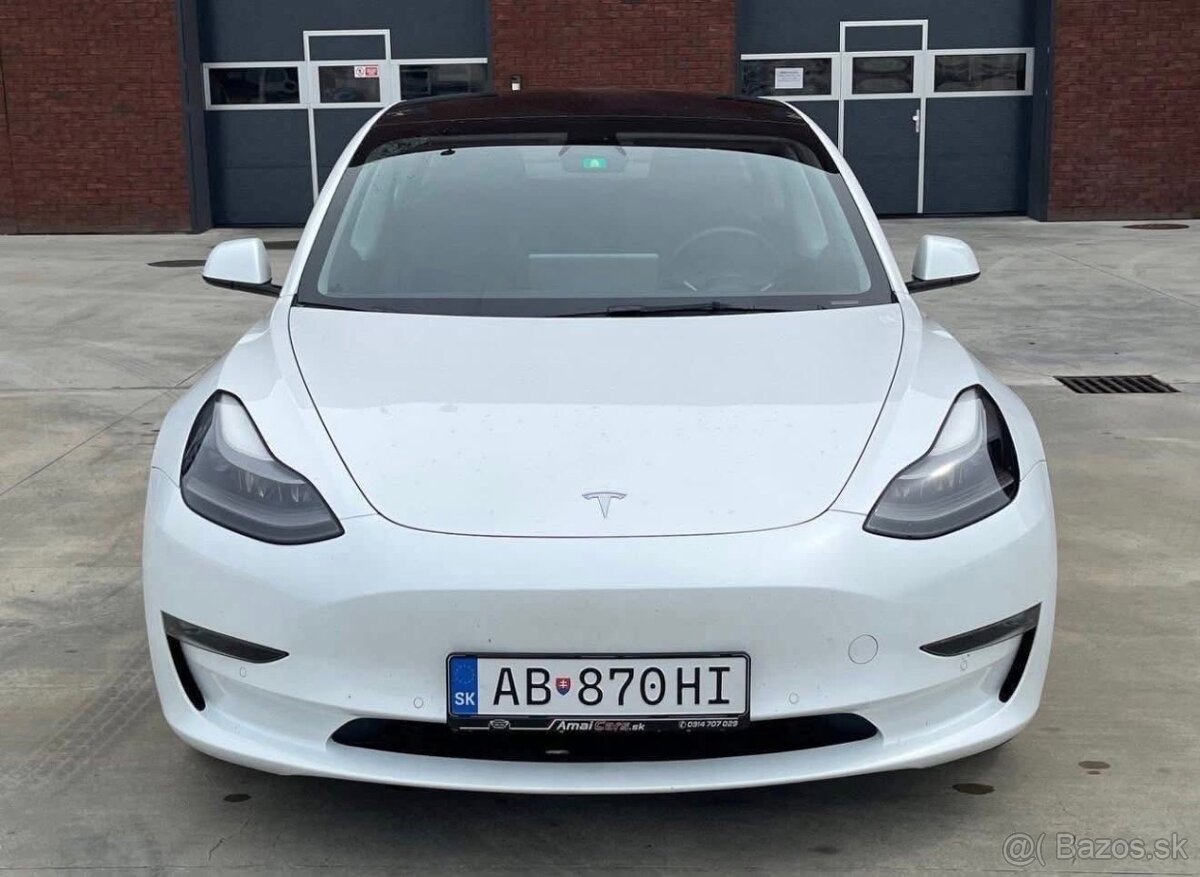 Tesla Model 3 Long Range AWD - 2