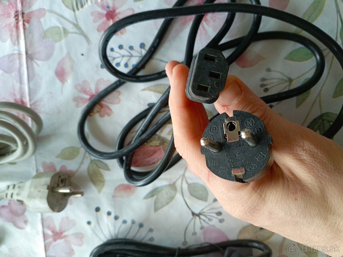 AC káble po 1€ - 2