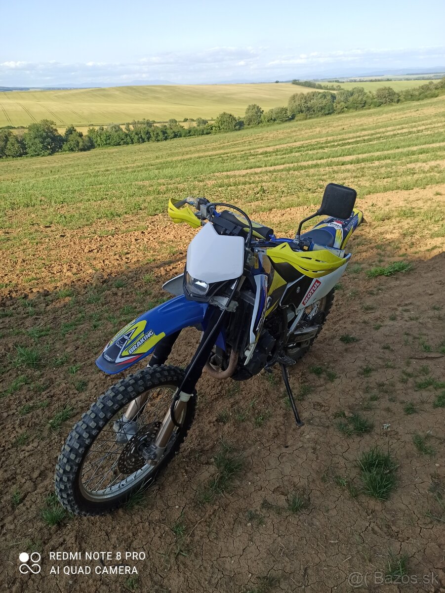 Suzuki DRZ 400