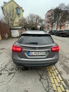 Predám Mercedes Benz GLA 200d - 2