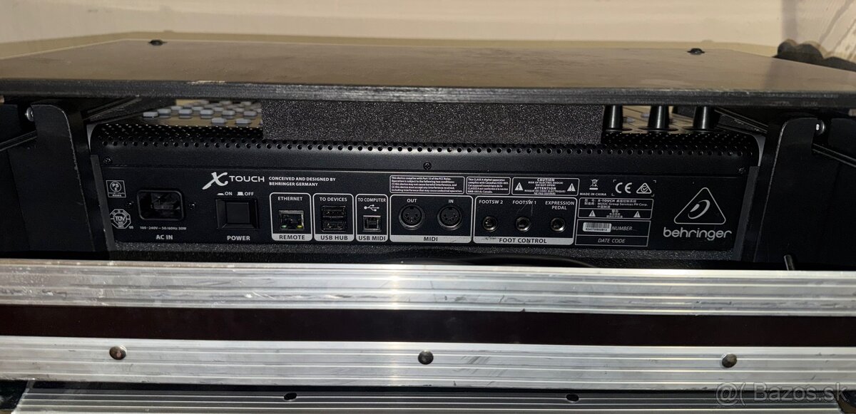 Behringer x touch+Thon case - 2