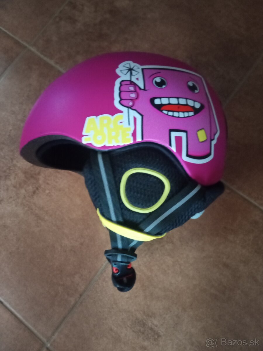 Detská prilba na lyžovanie, korčuľovanie - 2