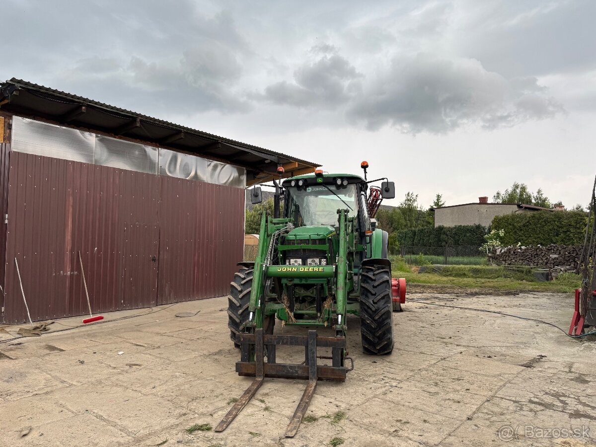 John Deere 6120 - 2