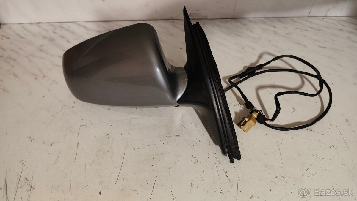 Spatne zrkadlo Audi a4 b6 b7 - 2