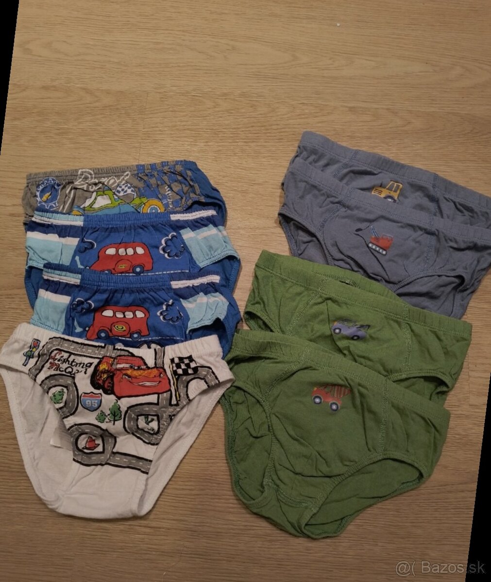 Oblečenie 122/128 - 2