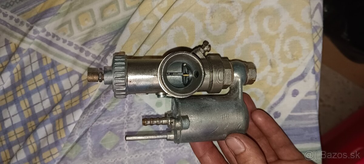Karburátor Jawa pérák - 2