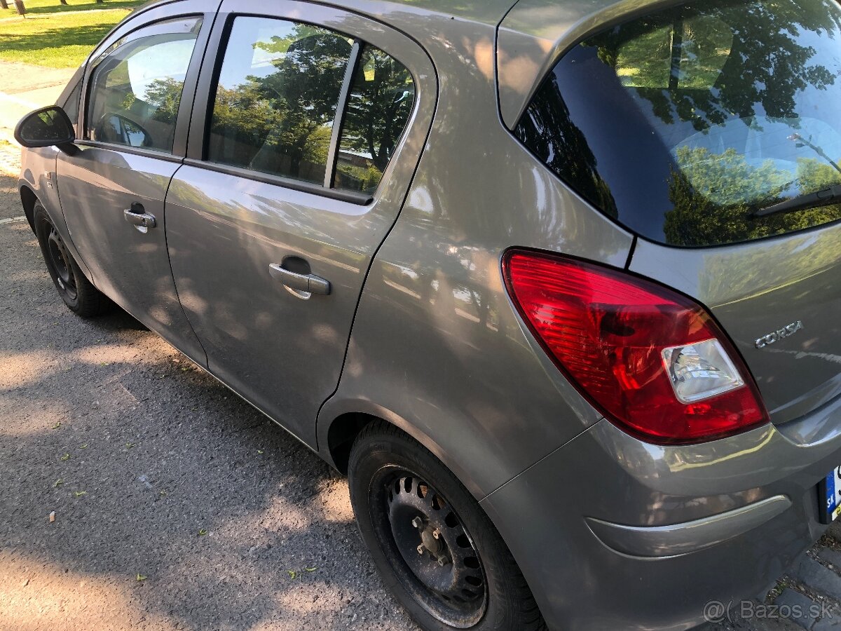 Opel corsa automat - 2