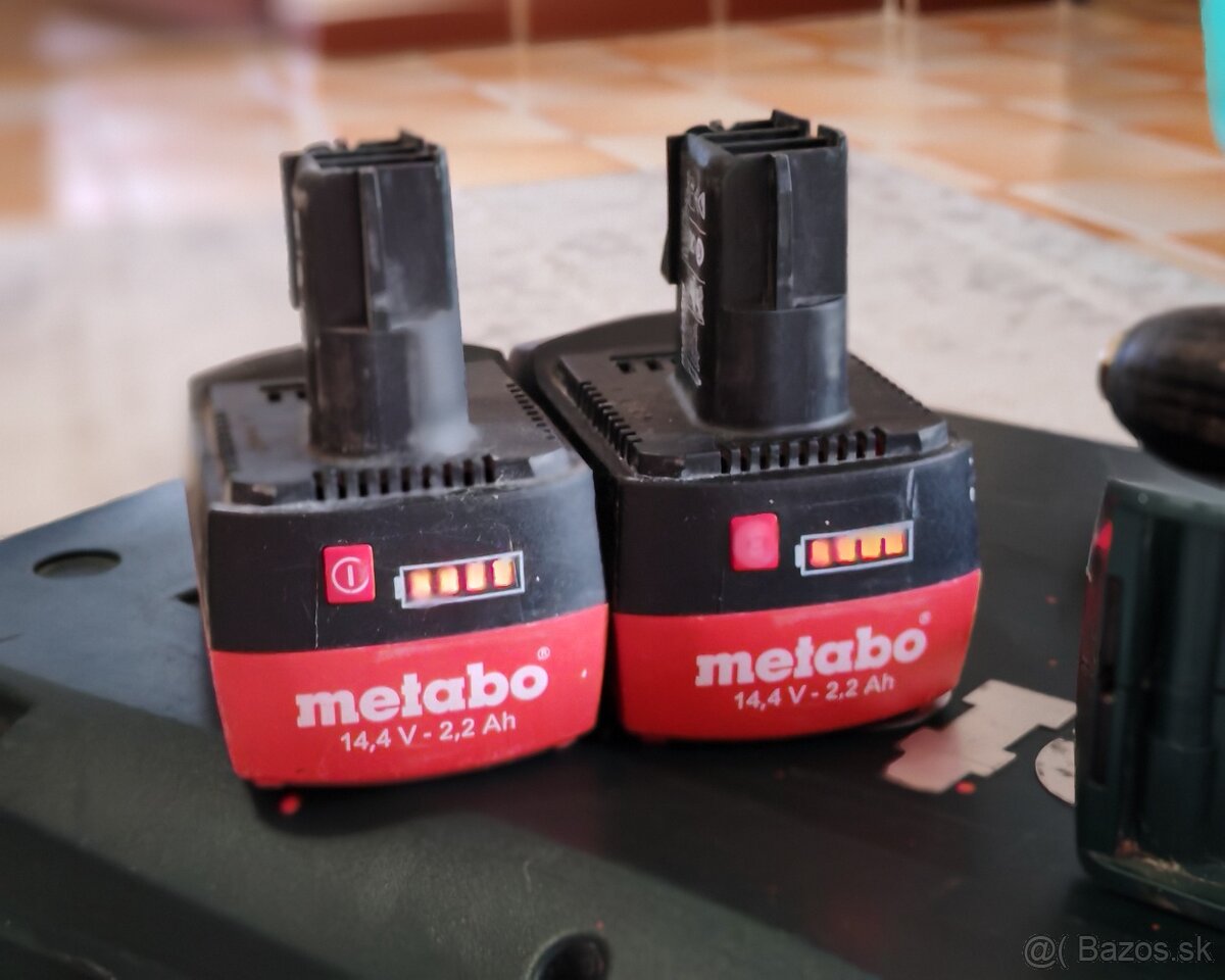 Predám set vrtačky Metabo BSZ 14.4 Impuls + 2x baterka - 2