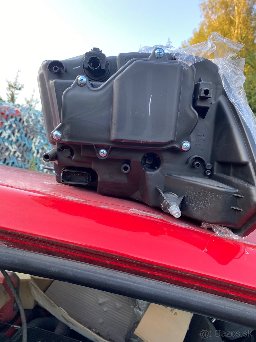 Nové svetla dodge ram 1500 - 2
