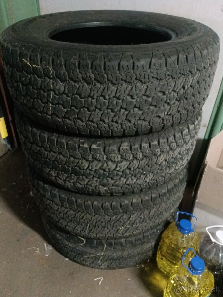 Pneumatiky 255/70 r18 - 2