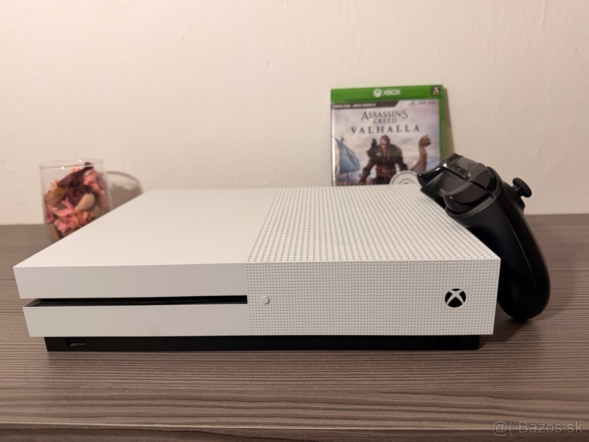 Xbox One S - 2
