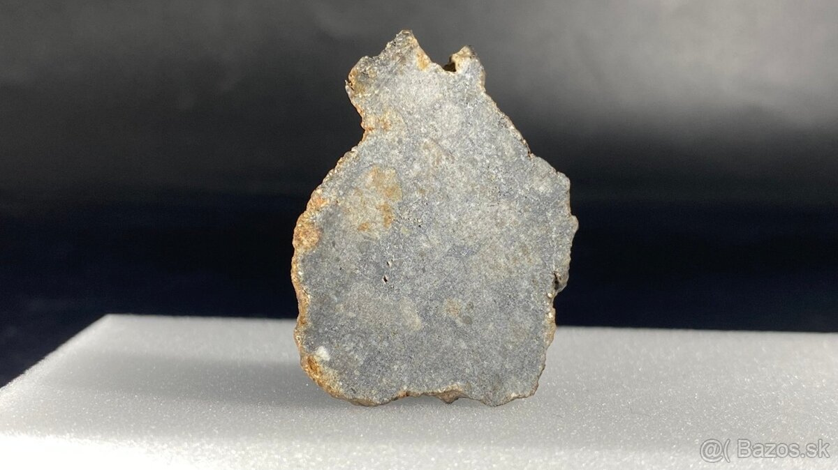 Meteorit - Bechar 014 – Eucritová taveninová brekcia - 2