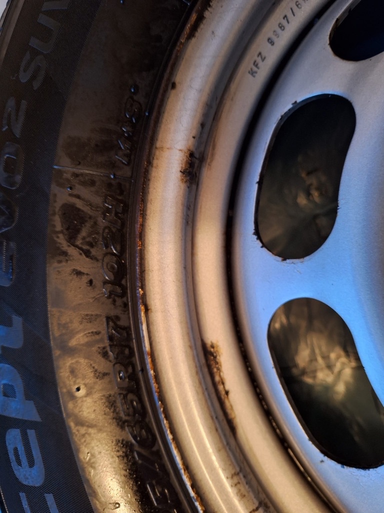 Zimné gumy Hankook winter ceptevo2 suv 225/65R17 + disky - 2