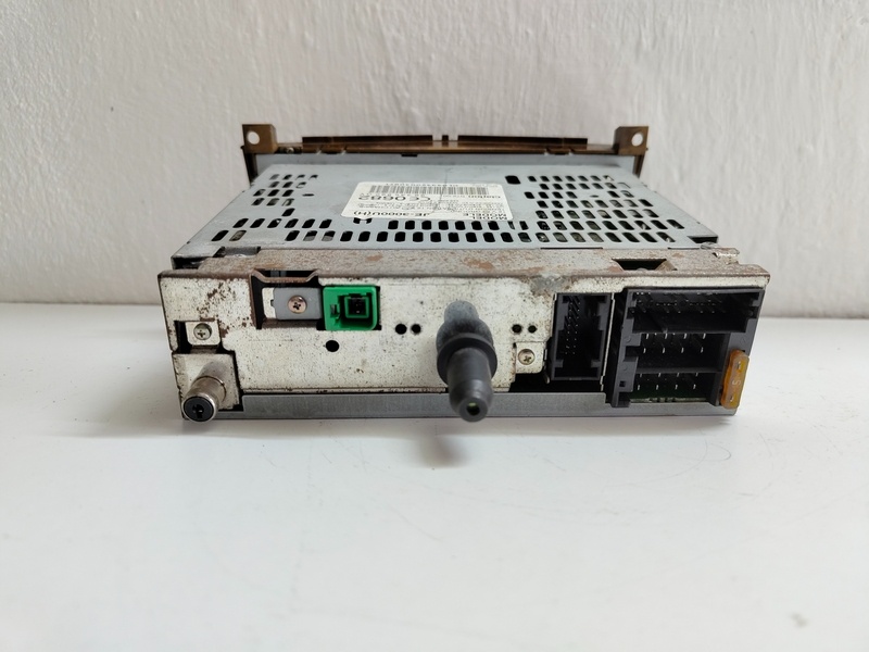 autorádio JE 3000U Clarion Peugeot 607 50€ - 2