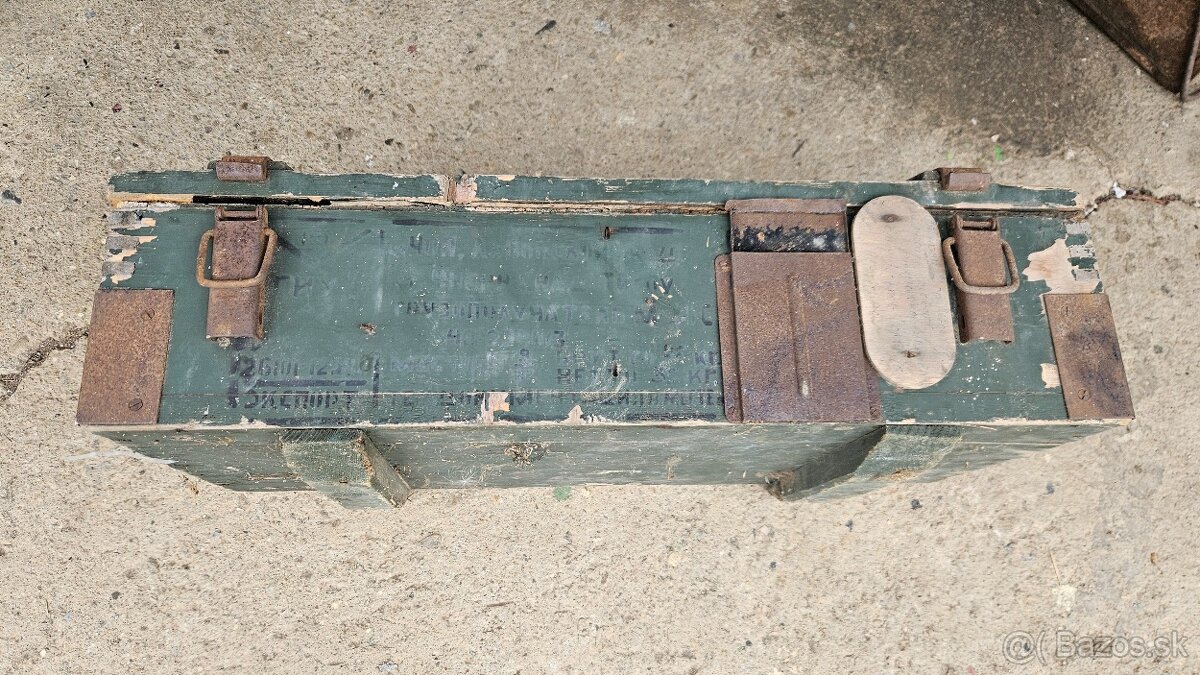 Vojenska drevena krabica bedňa 1. - 2