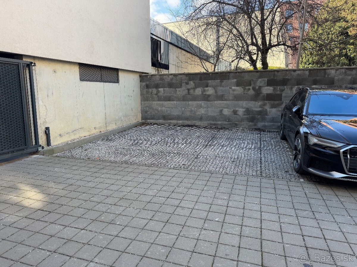 Parkovacie miesto - Kosice centrum - 2