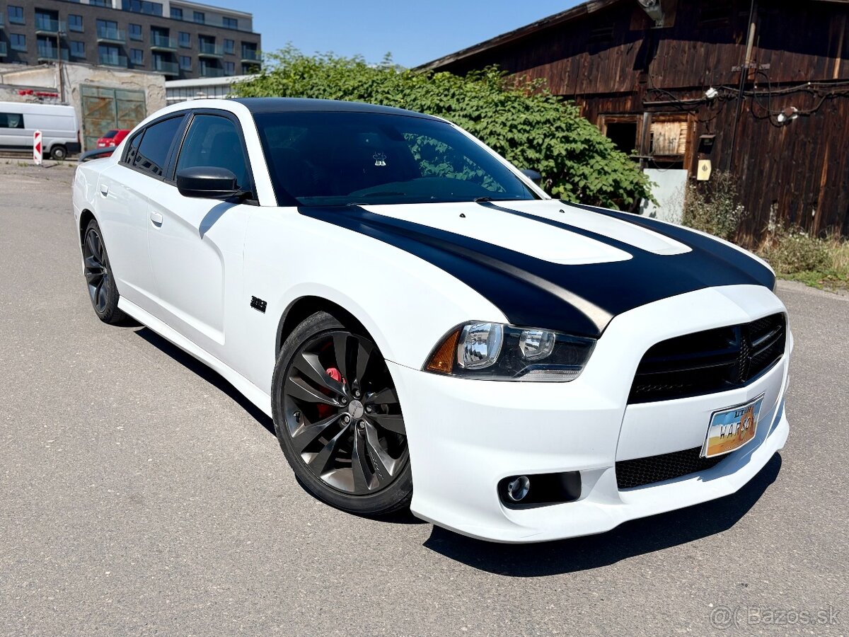 2014 Dodge Charger SRT Superbee | 392 HEMI | 470 koní - 2