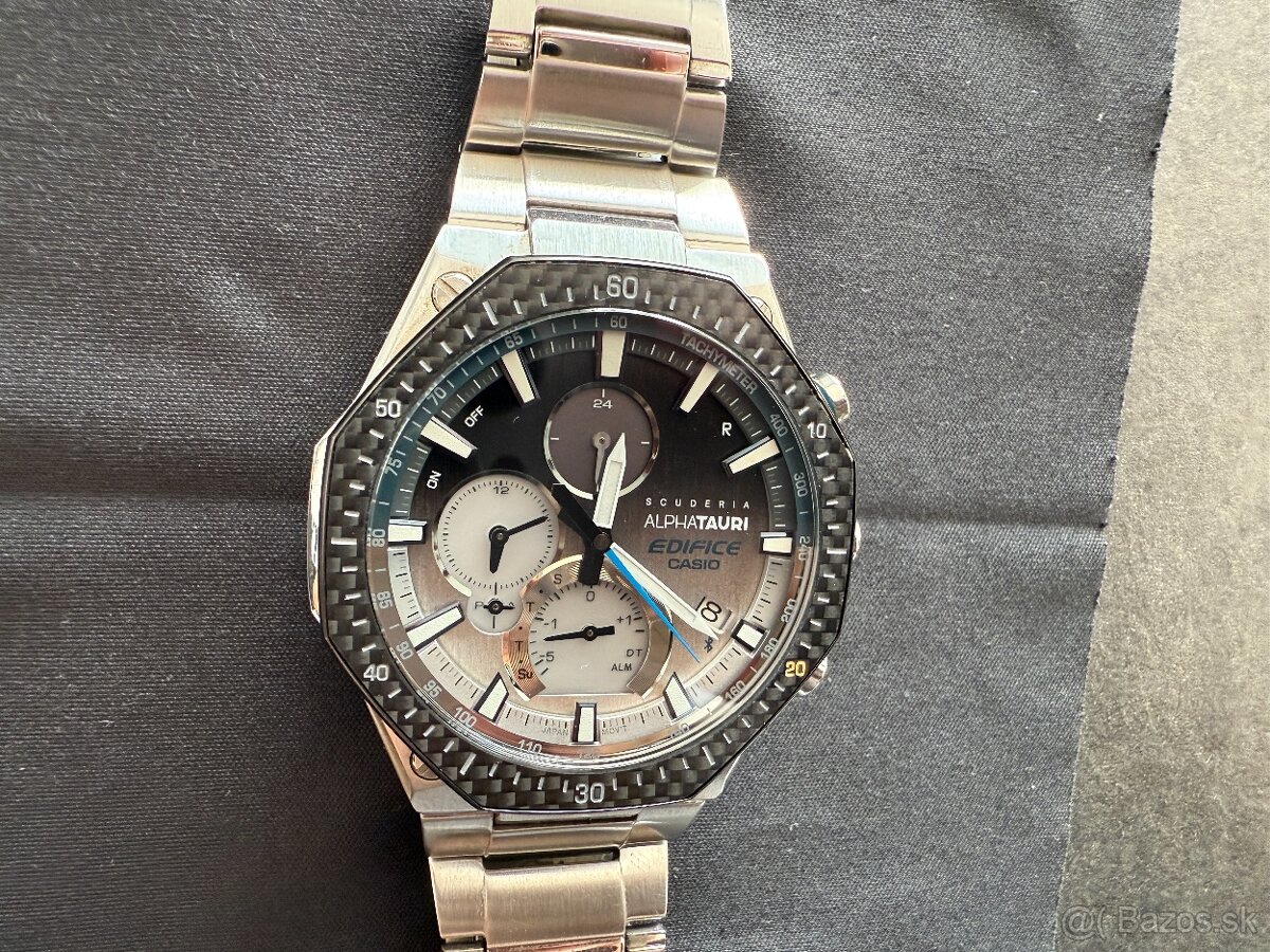 Predám Casio EQB-1100AT-2AER Scuderia AlphaTauri - 2