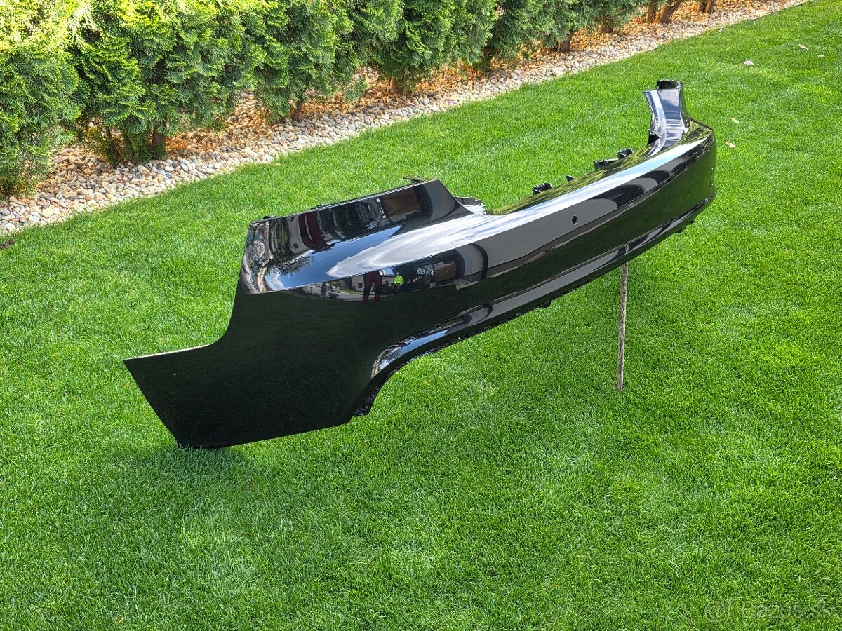 Audi A7 nárazník zadný - 2