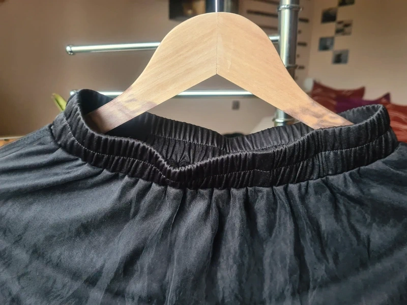 Saténová sukňa - 2