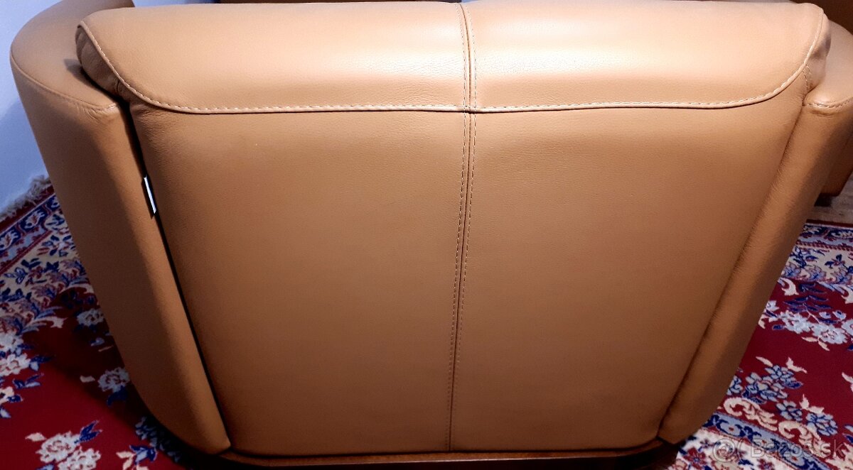 Predám dizajnové kožené dvojkreslo - 2