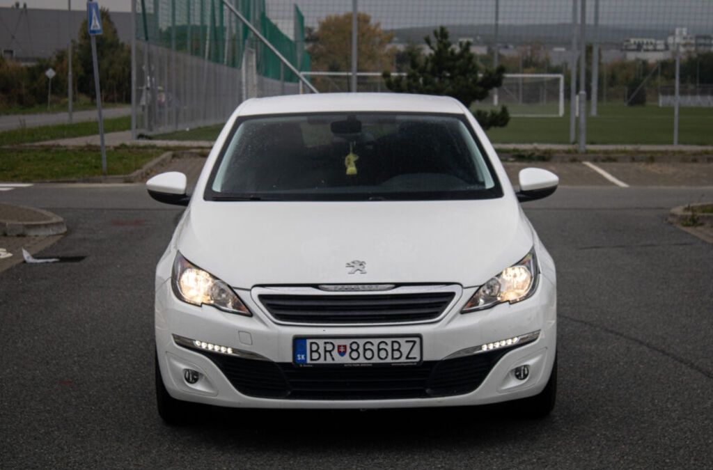 Peugeot 308 1.2 e-THP 130k Allure - 2