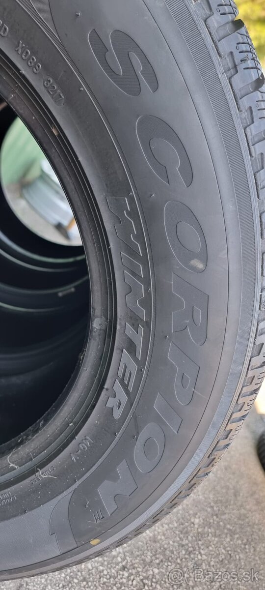 Zimné pneumatiky Pirelli 255/65R17 - 2