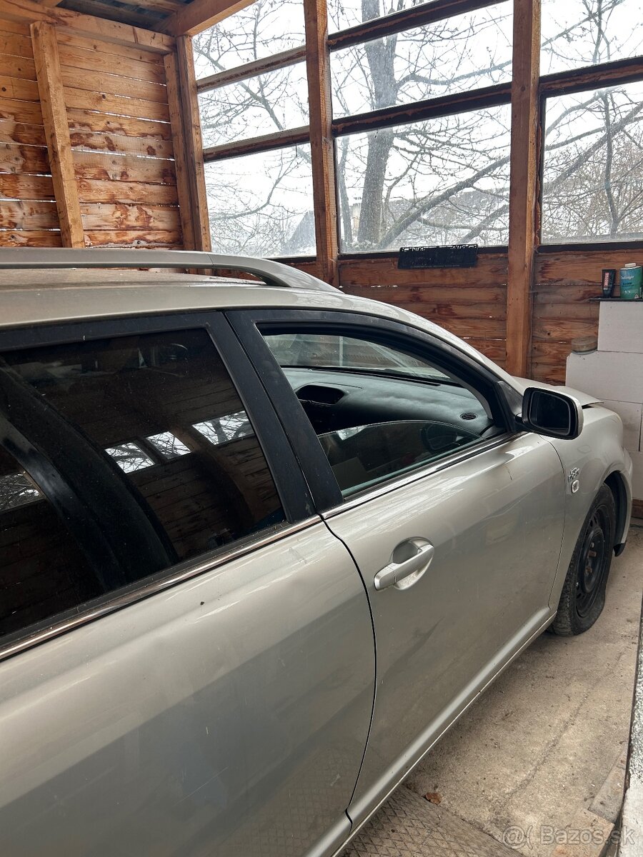 Toyota Avensis 2.2 diesel 2006 - 2