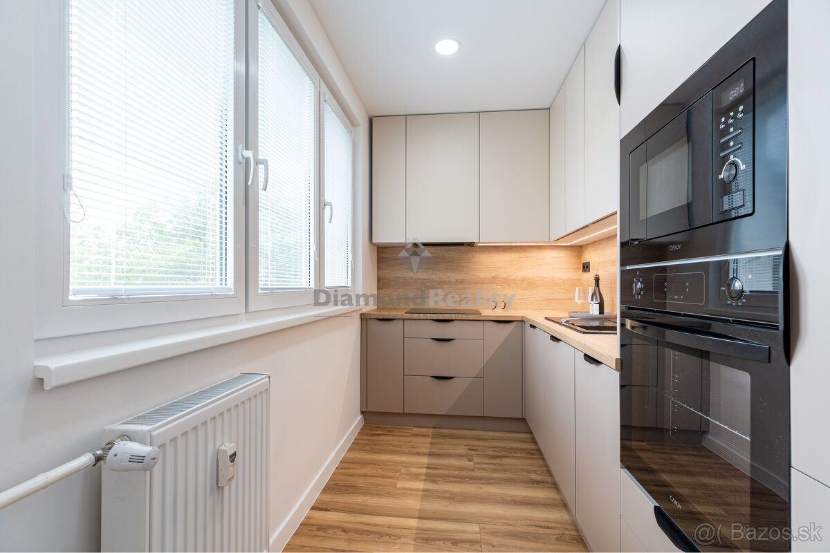 PREDANÝ - Na predaj pekný 3-izbový byt po rekonštrukcii na u - 2