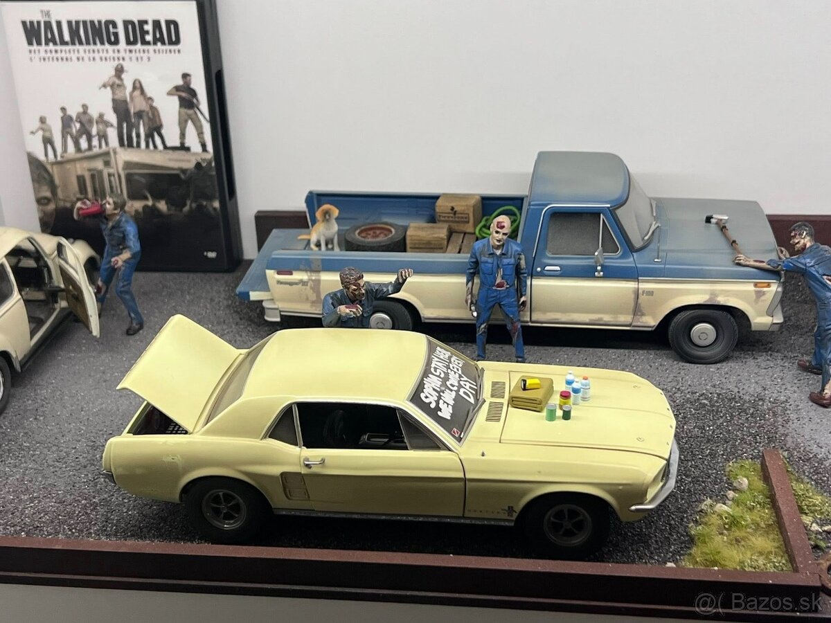 1:18 The Walking Dead TV Series Model Car - 2