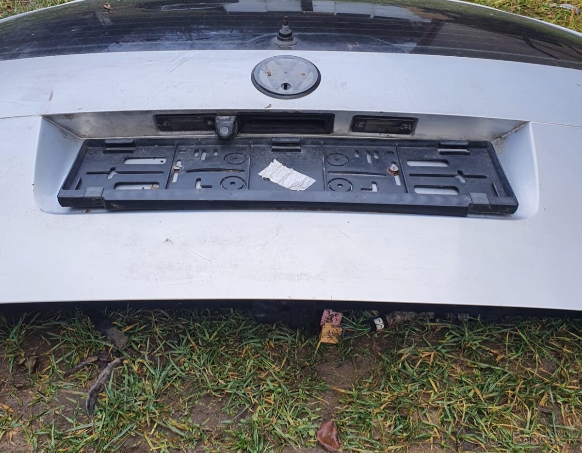 Kufrove dvere golf 4 ,bora combi - 2