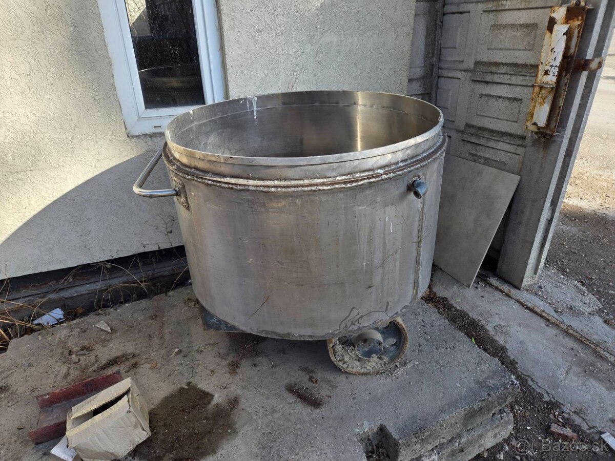 nerezový manipulačný vozík 350L - 2