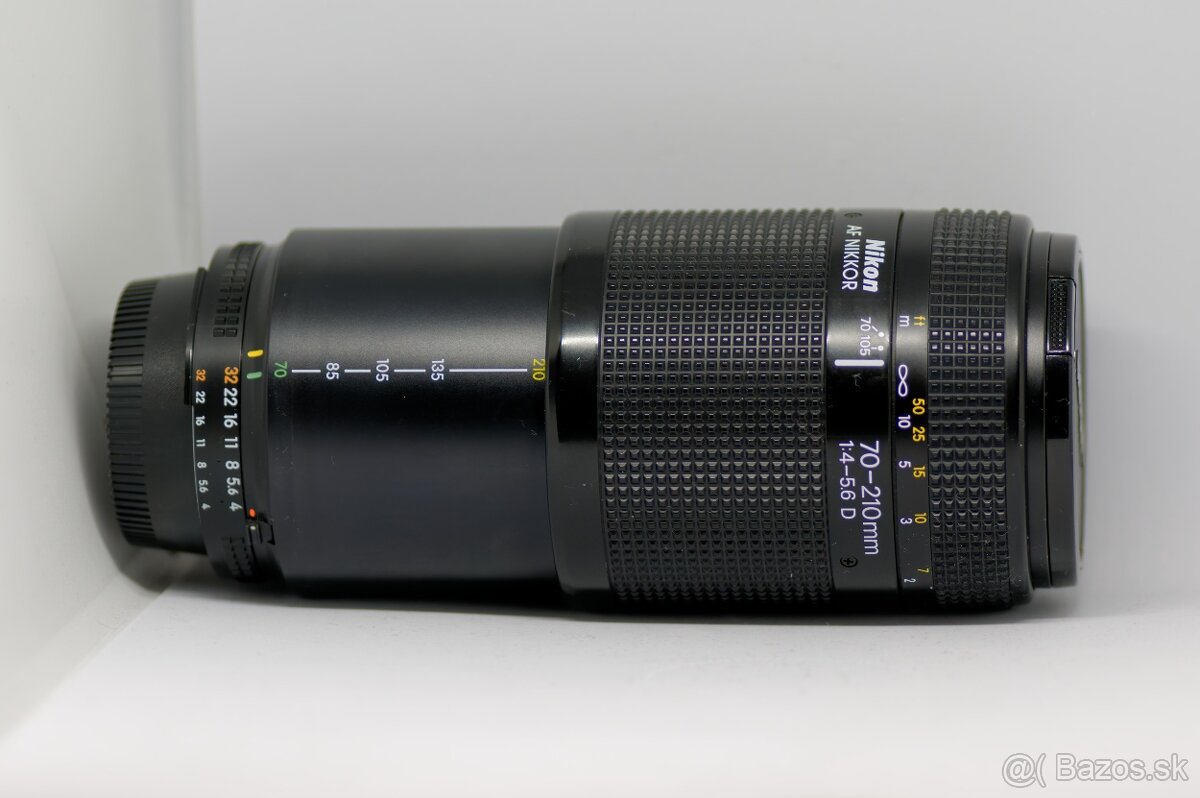 objektív Nikon AF Nikkor 70-210mm 1: 4-5.6D - 2