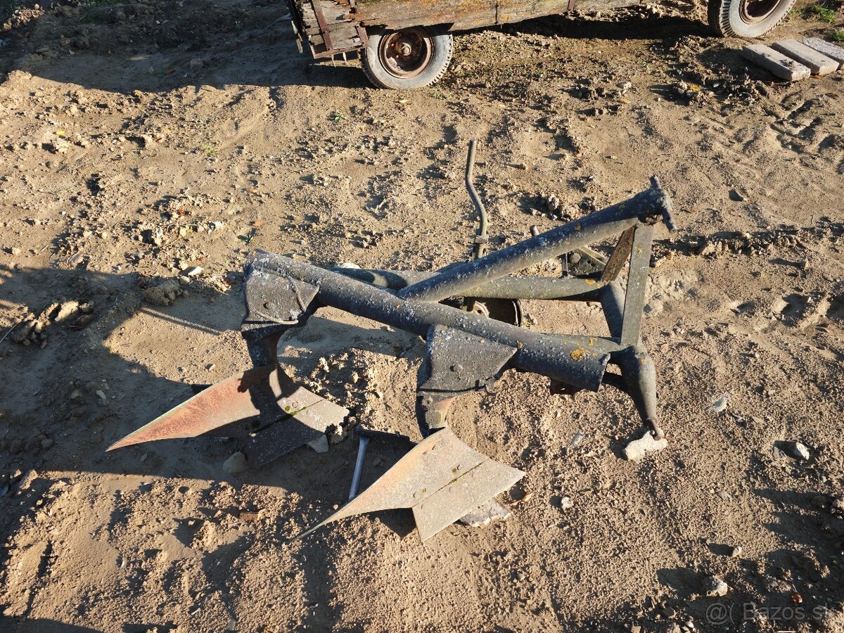 Pluh dvojak roudnice - 2