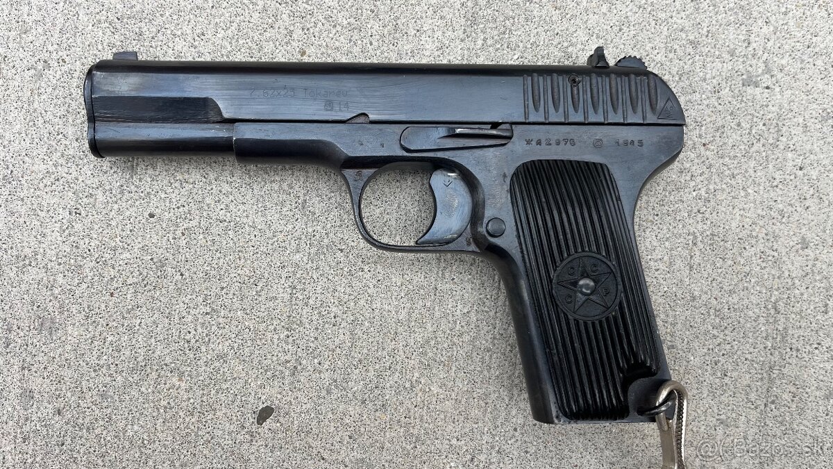 Predam pištol Tokarev TT33 - 2