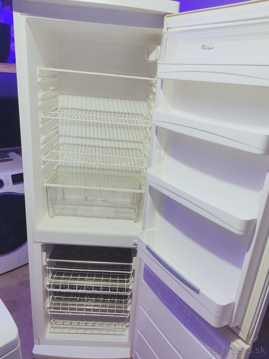Predám chladničku Whirlpool 180cm - 2