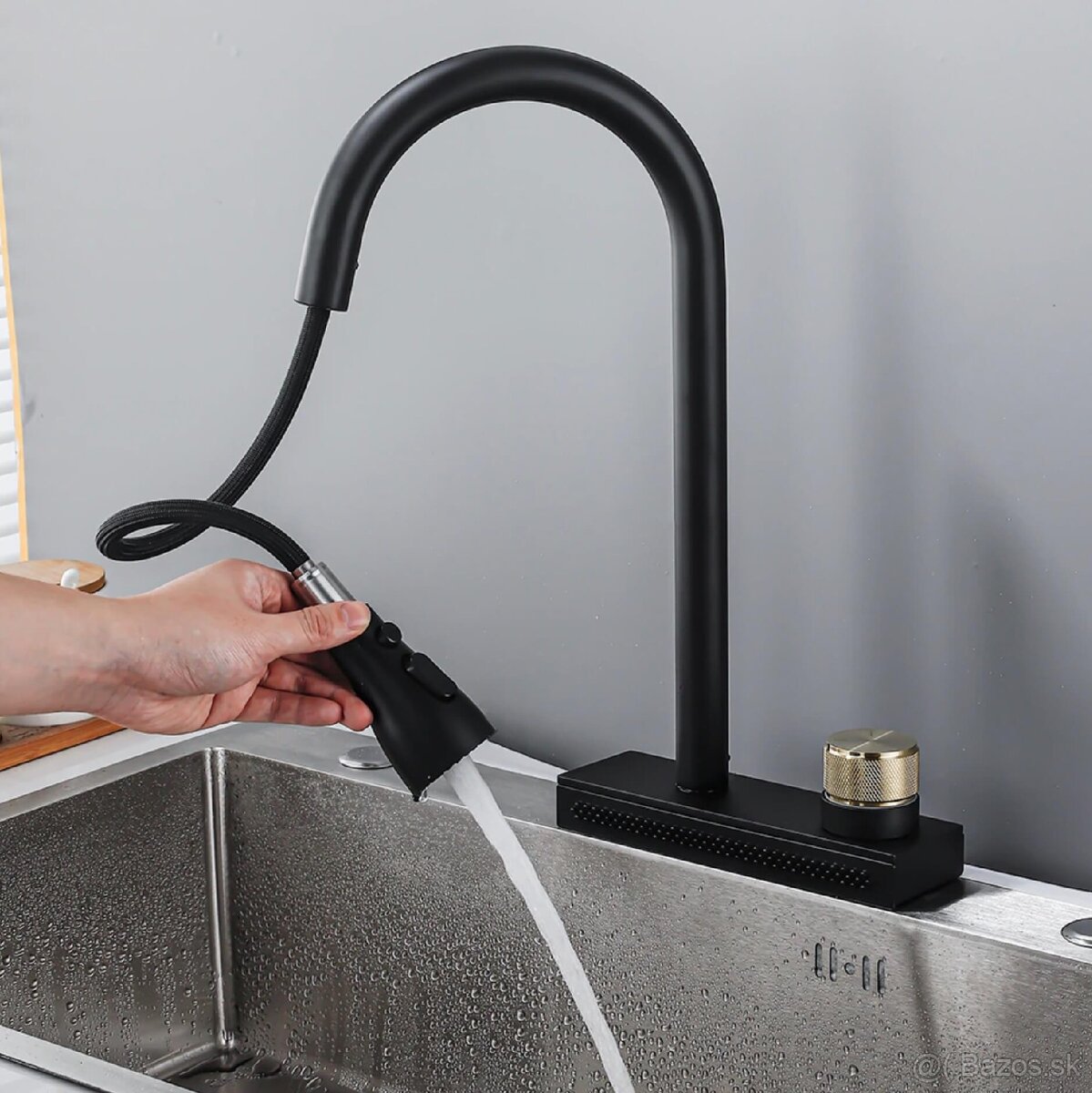 Kuchynská batéria s vodopádom - 2