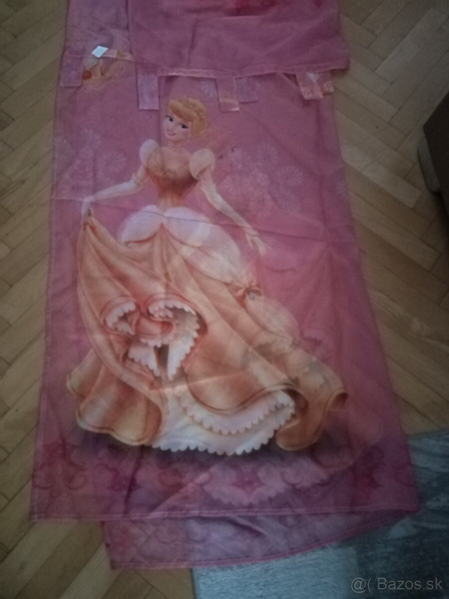 Predám záclon a k tomu... - 2