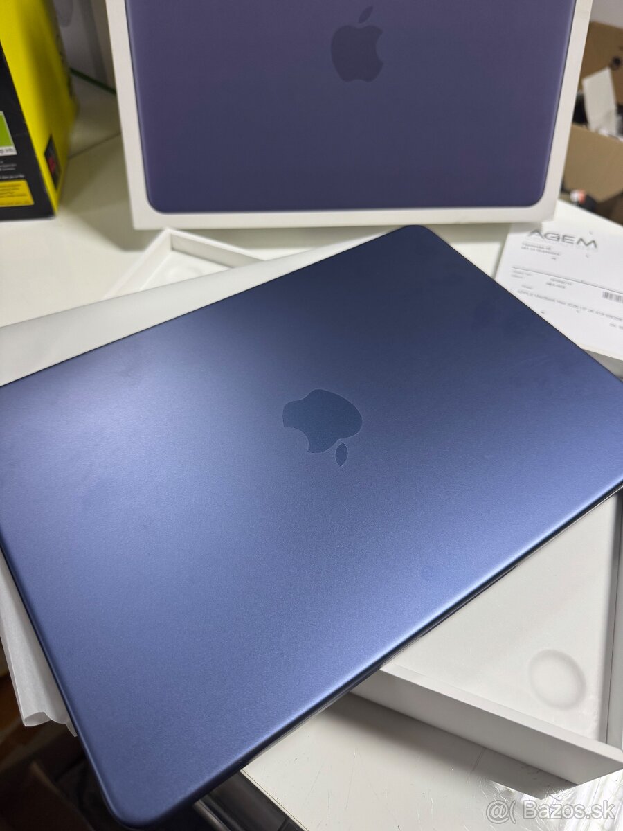 Apple Macbook Neo 256gb - 2