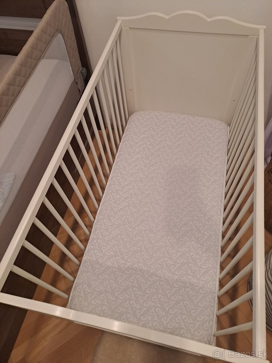 Detská postieľka Ikea s matracom - 2