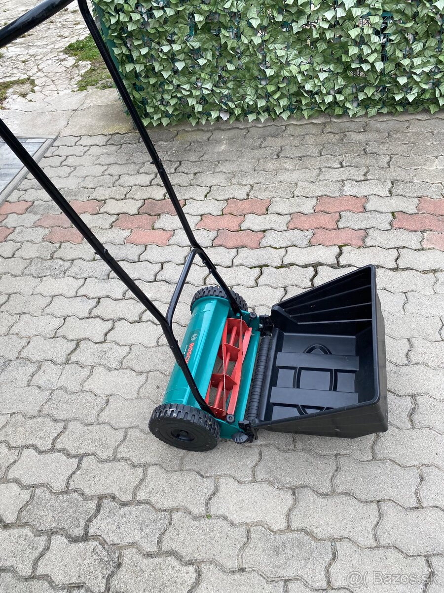 Vretenová kosačka Bosh - 2