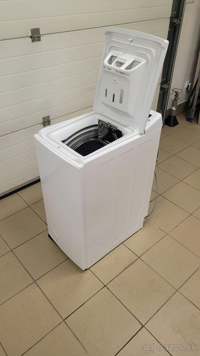 Práčka s horným plnením Whirpool 40cm - 2