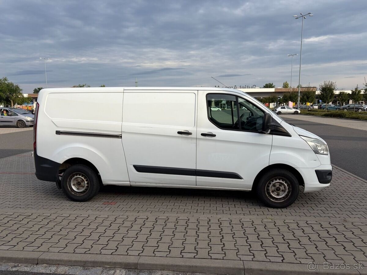 Ford Transit Custom 2.2 TDCi ČR DPH - 2